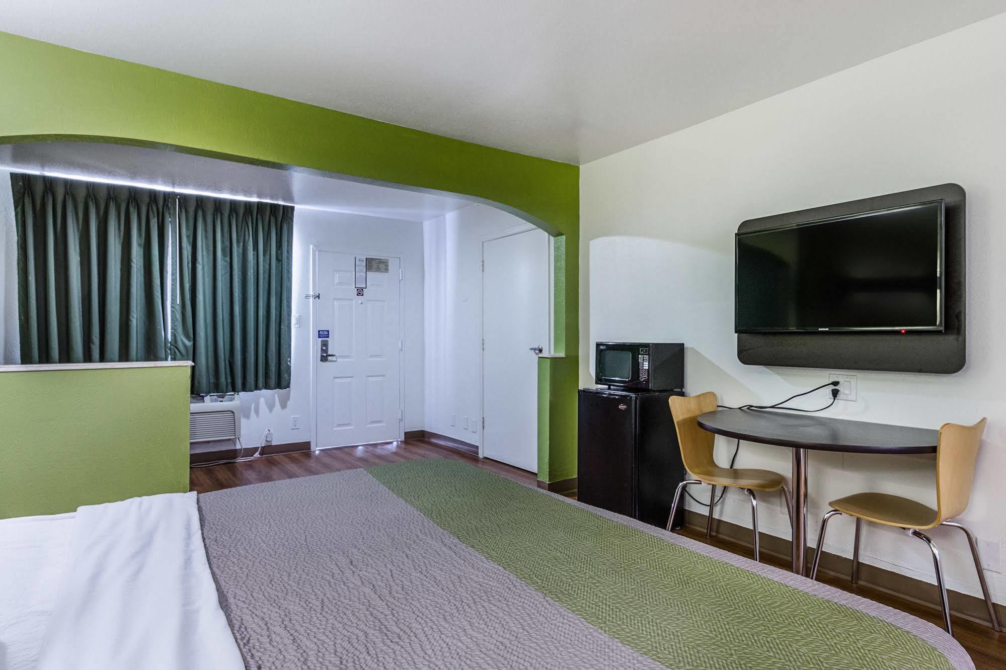 Motel 6-San Marcos, Tx - North Exterior photo